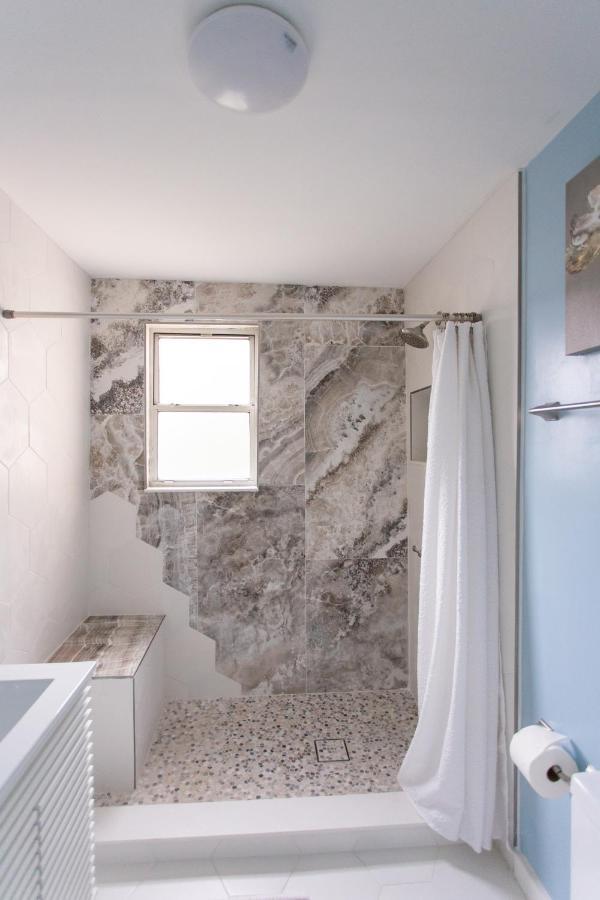 Central & Comfortable Home Walk To The Beach! Jacksonville Beach Luaran gambar